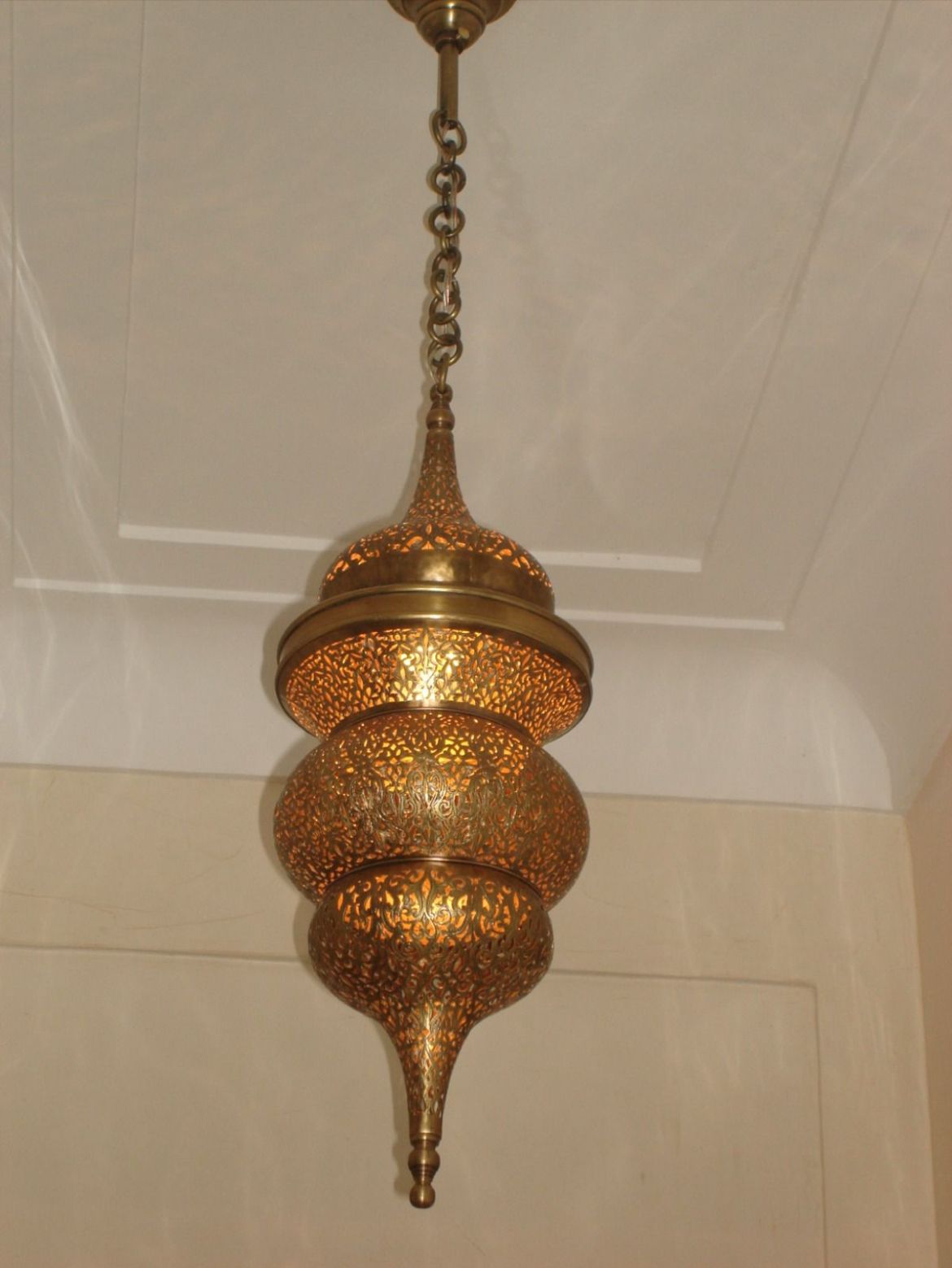 Oriental Crown Pendant Lamp